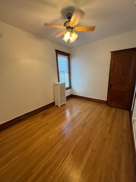 Primary Bedroom - 2127 Highland Ave