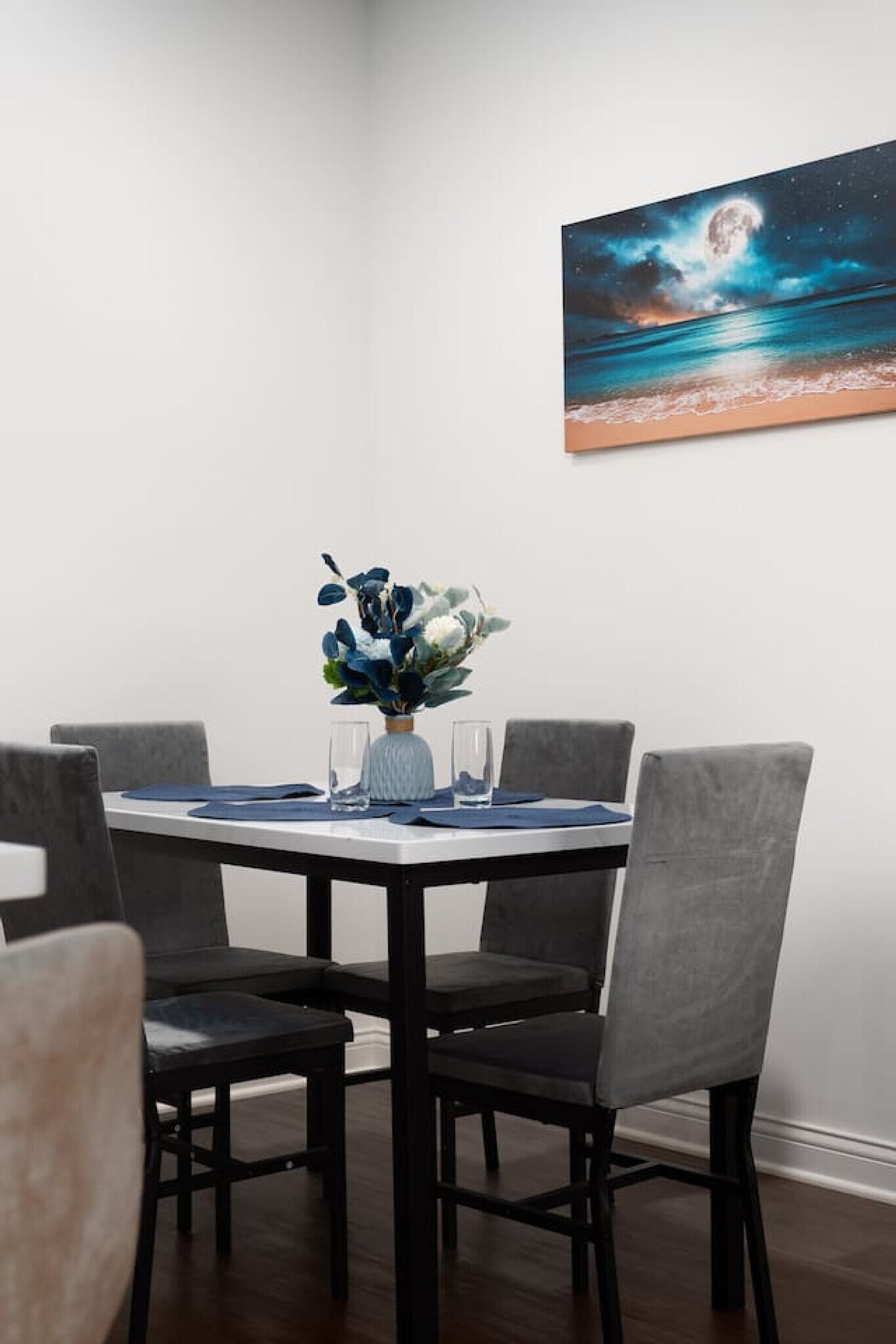 Building Photo - 5842 Leisure Ln