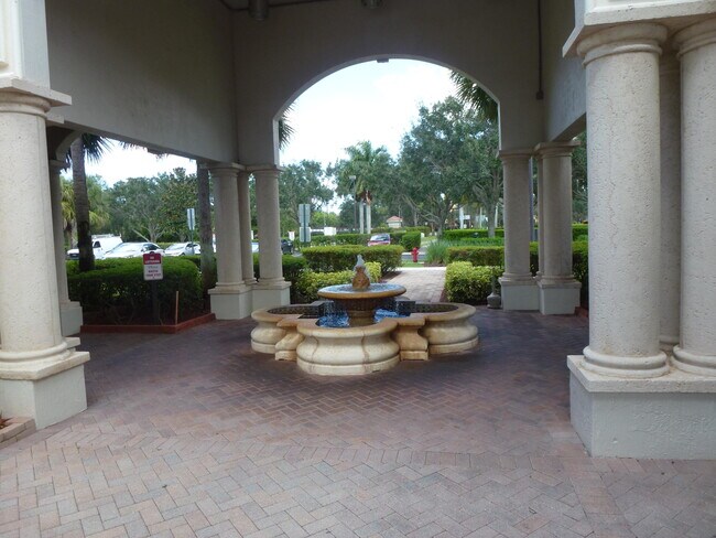 Building Photo - 6760 Heritage Grande