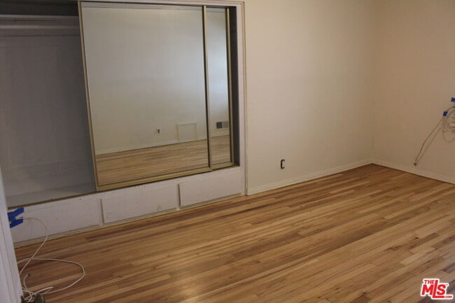 Building Photo - 1606 Glendon Ave