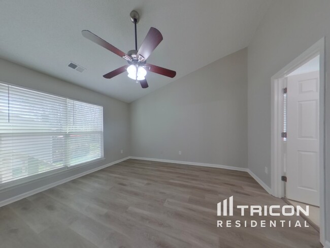 Building Photo - 1825 Golden Heights Ct