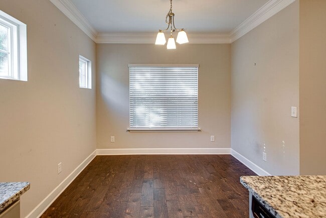 Building Photo - **RARE, WELL-APPOINTED, ONE-LEVEL HOME WIT...