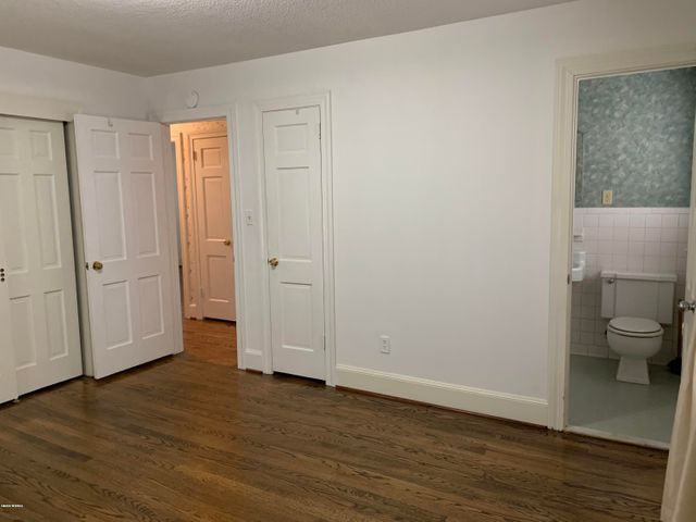 Building Photo - 1403 Brownlea Dr