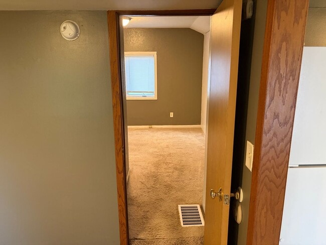 Building Photo - 1 Bedroom, 1 Bath House