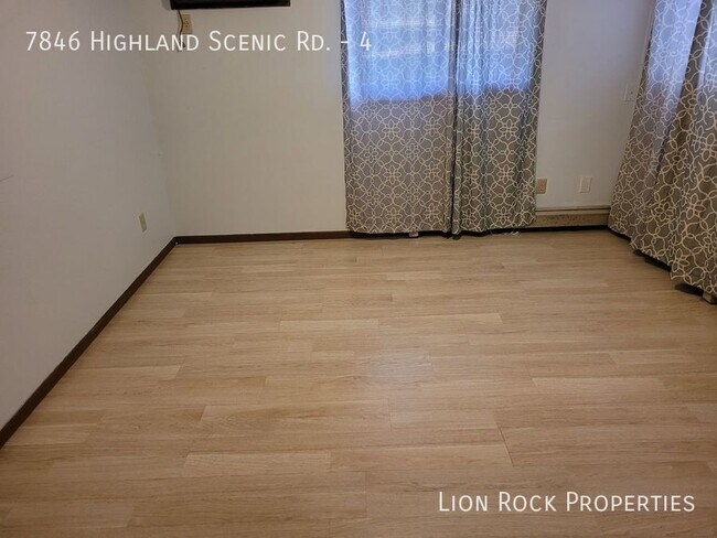 Building Photo - 7846 Highland Scenic Dr