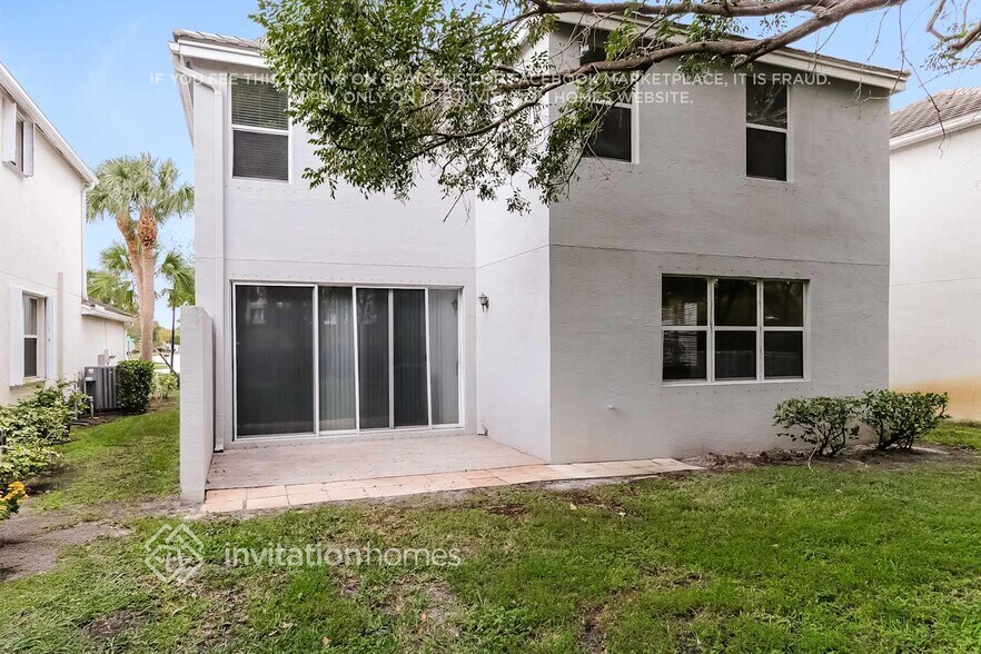 Building Photo - 108 Lancaster Way