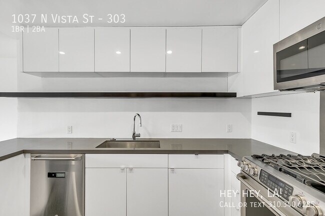 Building Photo - 1037 N Vista St
