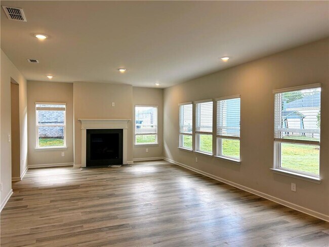 Building Photo - 7798 Richmond Trl