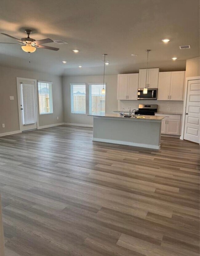 Building Photo - 3110 Winding Mile Ct