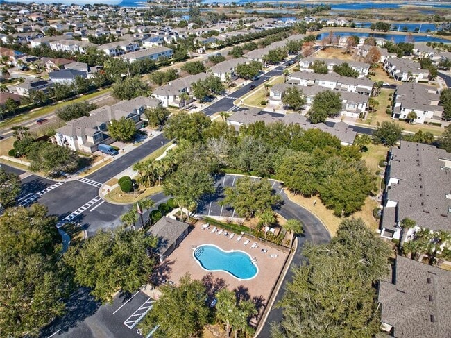 Building Photo - 1519 Priory Cir