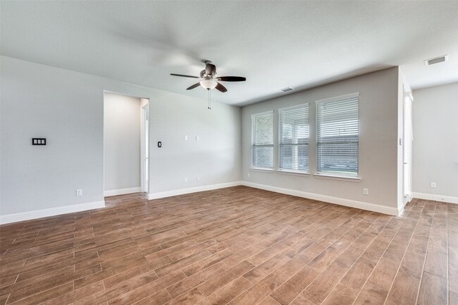 Building Photo - 16380 Moss Haven Ln