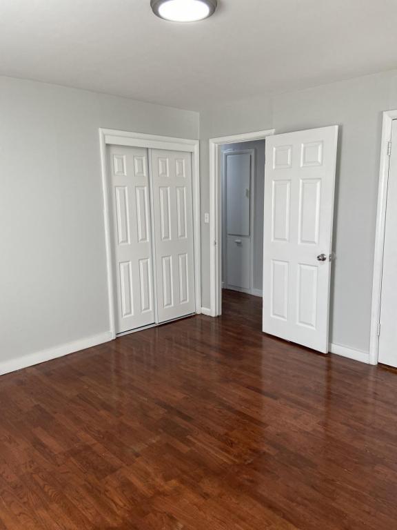 Building Photo - 1830 E 18th St