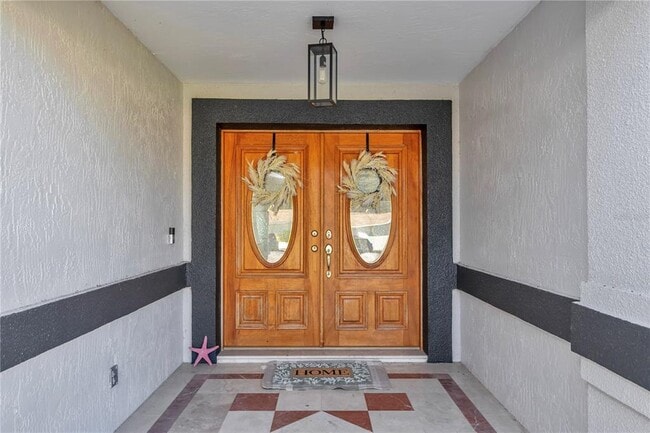 Building Photo - 1542 SE Pinwheel Dr