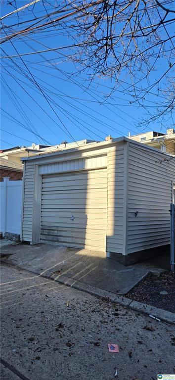 Building Photo - 128 S West St