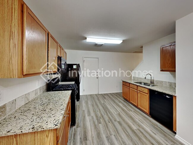 Building Photo - 12502 Aarons Way Dr