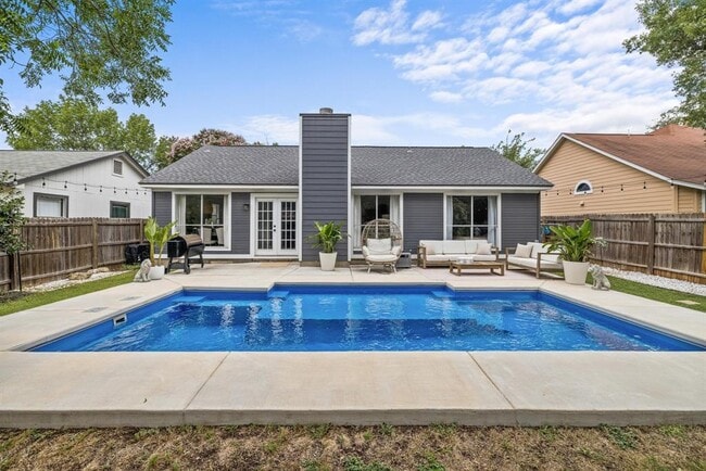 Building Photo - 1205 Rambling Trail