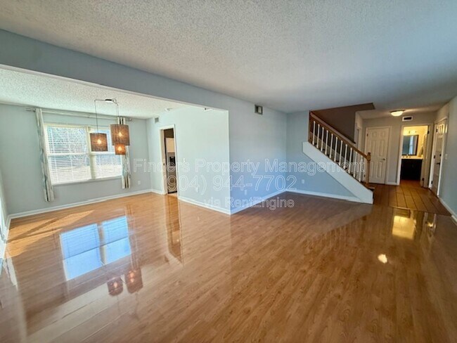 Building Photo - 3318 Cormorant Dr