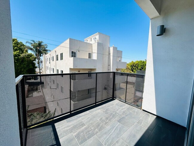 Building Photo - cul118