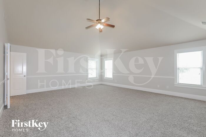 Building Photo - 394 Plymstock Dr