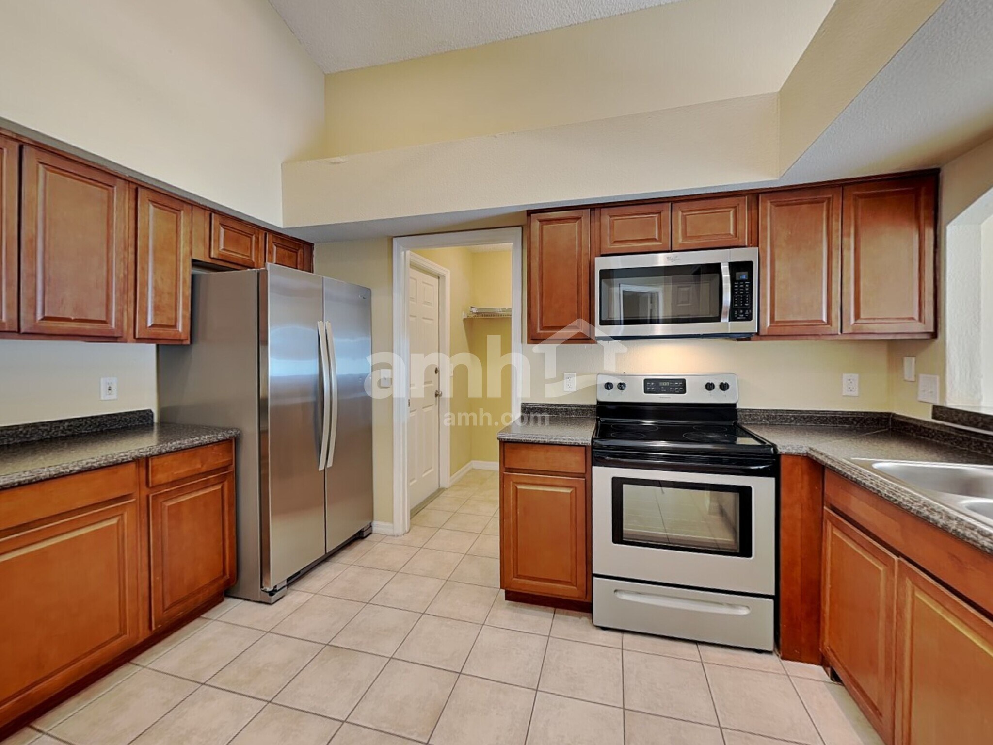 Building Photo - 950 Woodsong Way