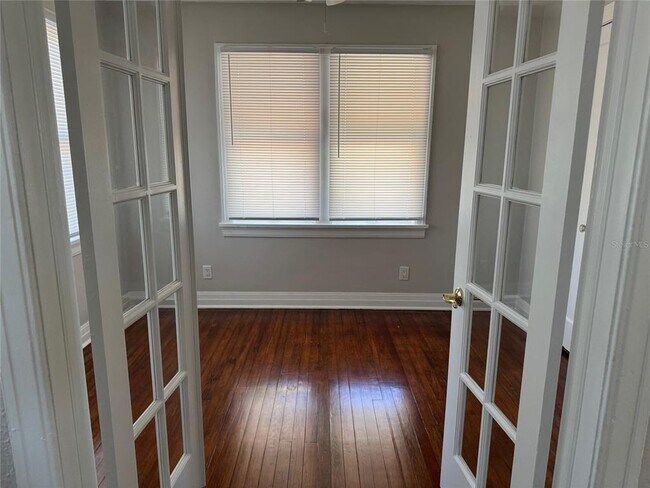 Building Photo - 2708 9th Ave N