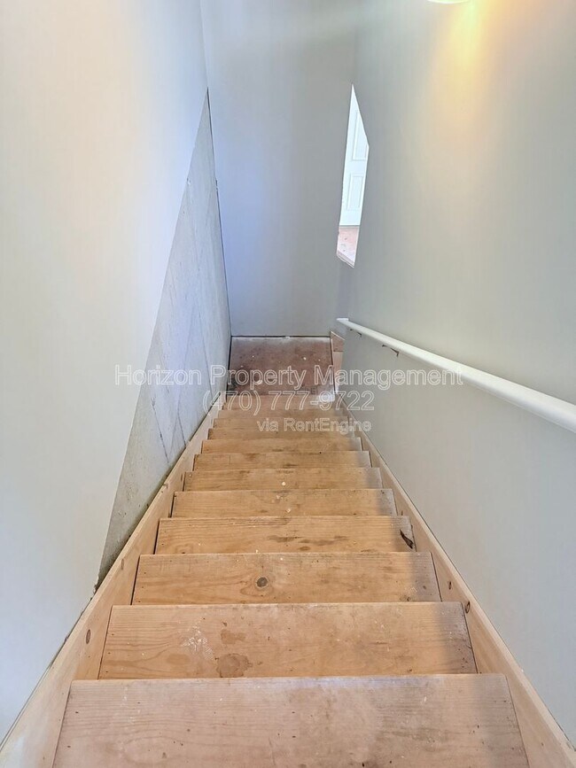 Building Photo - 6830 Crystal Cove Trail