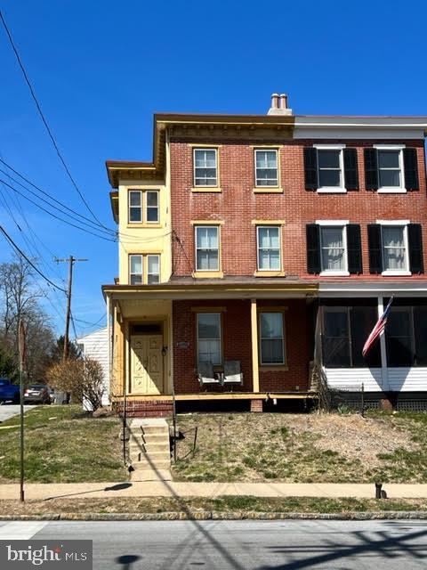 Building Photo - 453 W Gay St