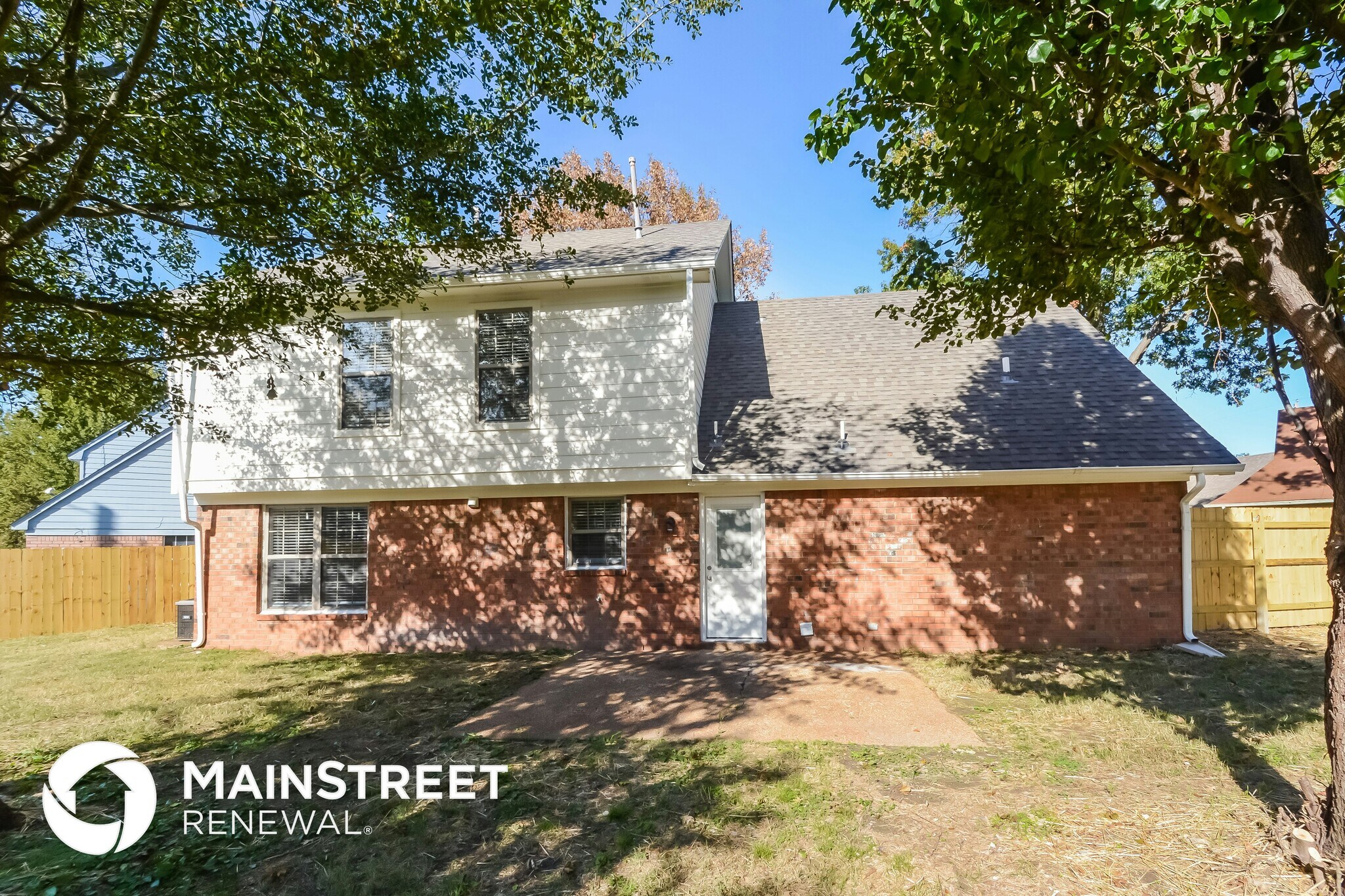 Building Photo - 4555 Port Royal Cove