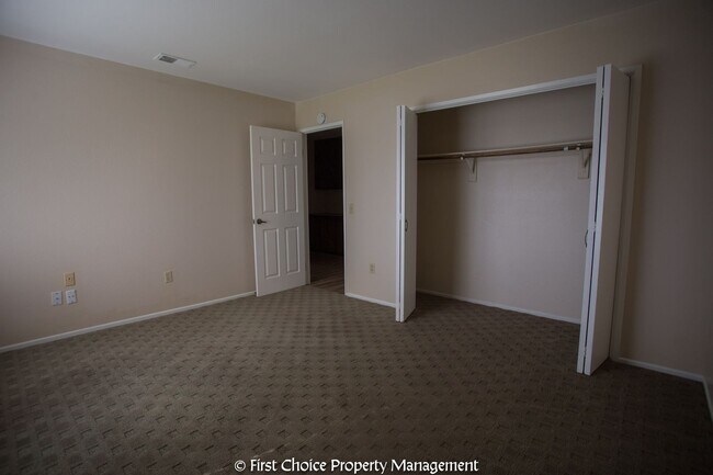 Building Photo - 6794 Rycroft Dr