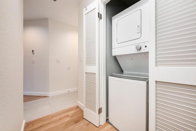 Building Photo - 4250 El Camino Real