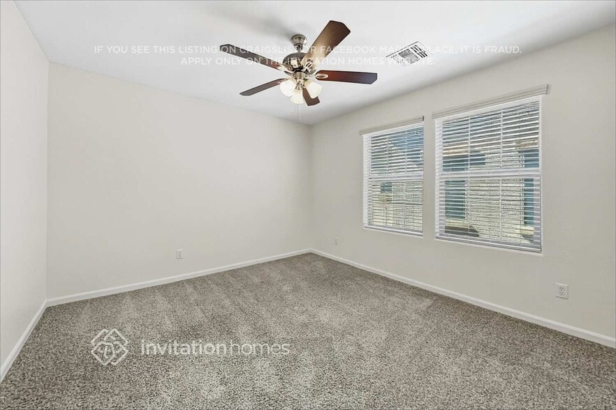 Building Photo - 1407 S Moccasin Trail