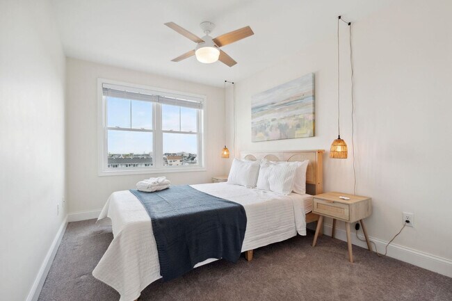 Building Photo - 128 Ashworth Ave