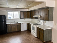 Building Photo - 916 Mt Jackson Rd