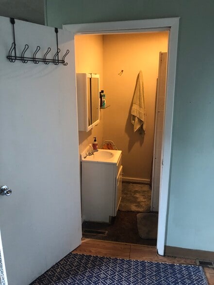 Building Photo - 11 John St