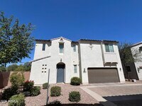 Building Photo - 1522 W Marlin Dr