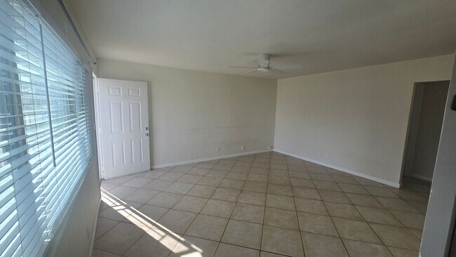 Building Photo - 424-26 Delaware st