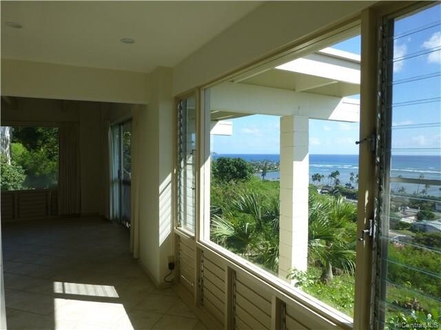 Building Photo - 1423 Laamia Pl