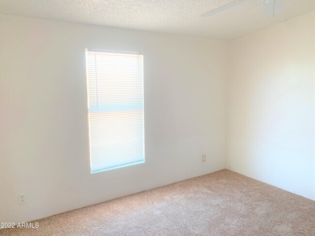 Building Photo - 1225 N San Marcos Dr