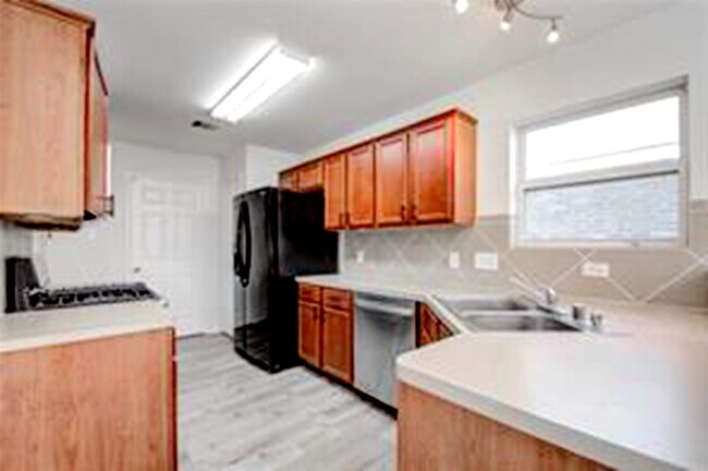 Building Photo - 22326 Guston Hall Ln