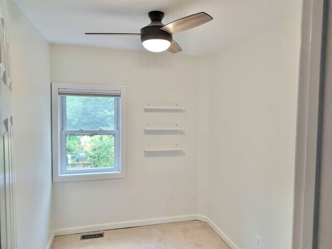 Building Photo - OLD TOWN ALEXANDRIA - MINUTES TO METRO AND PENTAGON