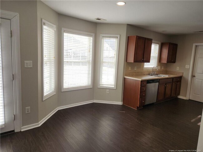 Building Photo - 2148 Yellowbrick Rd