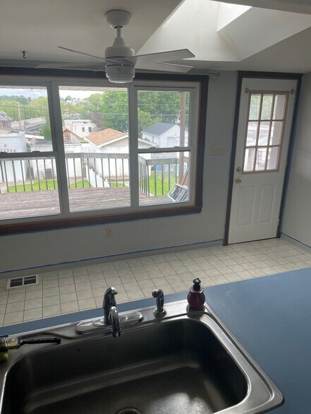 Eat-In Kitchen - 53 N 2nd St