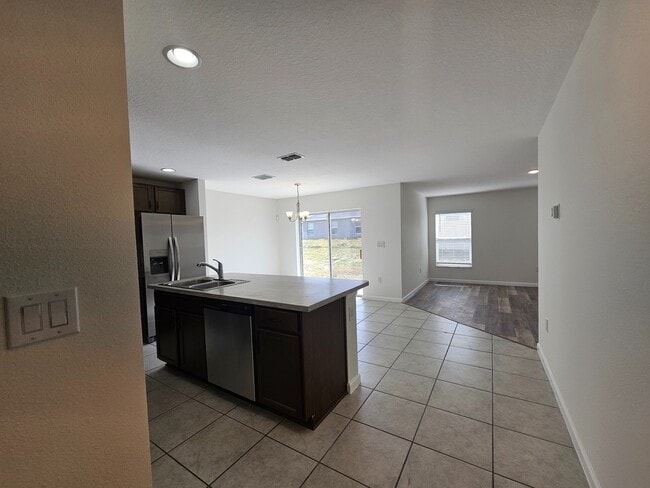 Building Photo - 3715 Eisel Wy