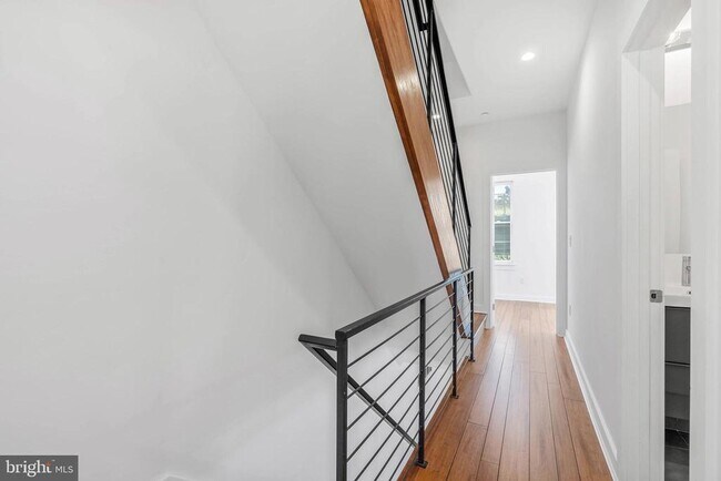 Building Photo - 1548 S 25th St