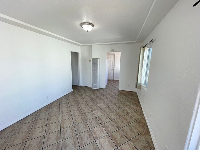 Building Photo - 1bd/1bth Apartment in Gated Community near...