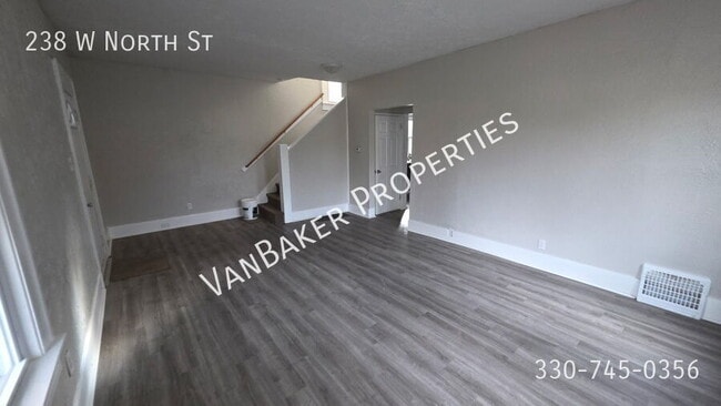 Building Photo - 238 W North St