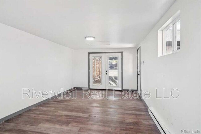 Building Photo - 1882 S Michigan Way