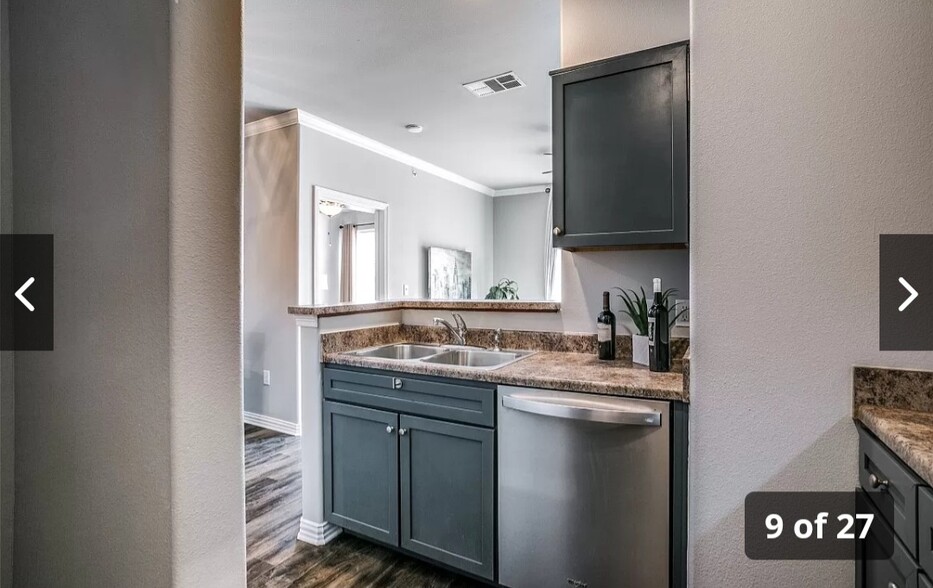 Building Photo - 339 Las Colinas Blvd E