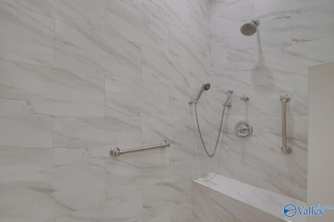 Building Photo - 8599 Bellewood Ln NW