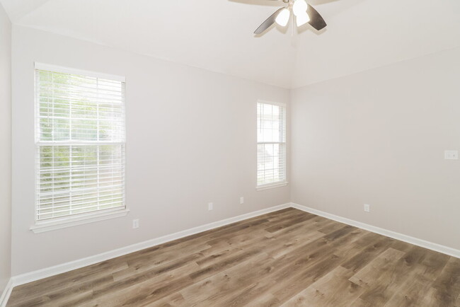 Building Photo - 1055 Duomo Cove